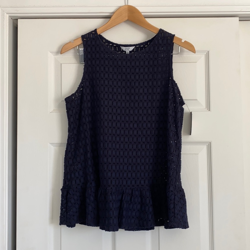 Crown & Ivy, blouse. NWT. Navy. Size small